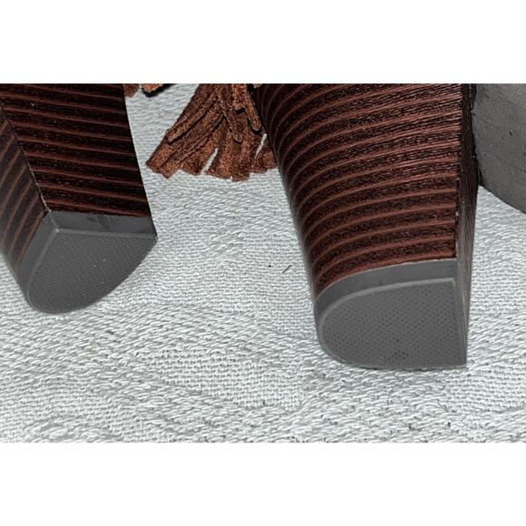 Mo Mo Size 6M Fringe Booties Western Boho Chic Stacked Heel Studded Multi-color - Picture 8 of 9